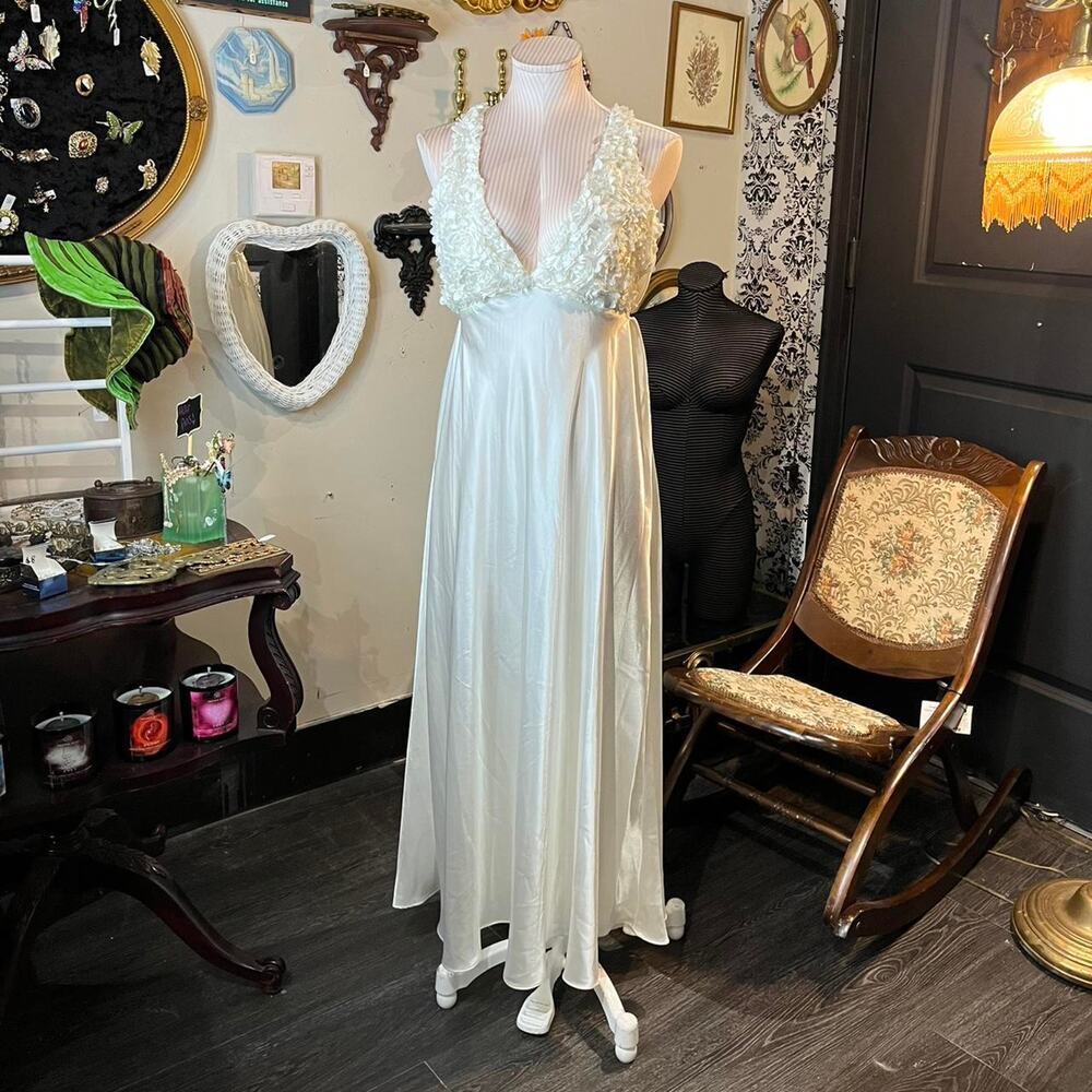 Vintage flora White Satin Floral Lace lingerie Maxi Dress – Size L